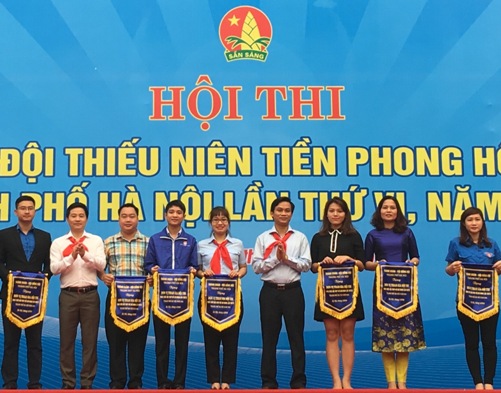 Hà Nội: Sôi nổi Hội thi  ''Nghi thức Đội TNTP Hồ Chí Minh'' Thành phố Hà Nội lần thứ VI năm 2016.
