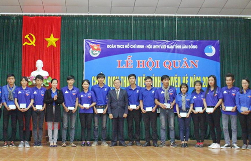 Lâm Đồng hội quân chiến dịch Tình nguyện hè, Kỳ nghỉ hồng và chương trình Tiếp sức mùa thi năm 2016