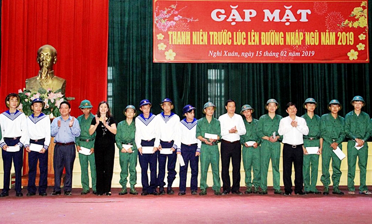 Hà Tĩnh: Nhiều hoạt động tiễn tân binh lên đường nhập ngũ
