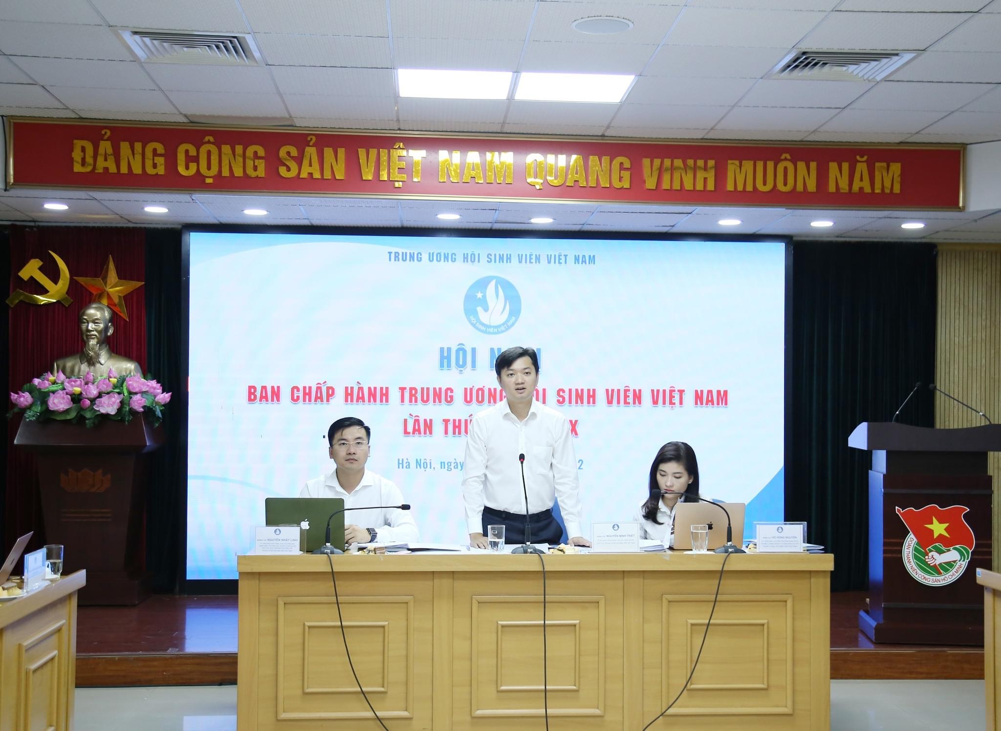 Đồng chí Hồ Hồng Nguyên giữ chức Phó Chủ tịch T.Ư Hội Sinh viên Việt Nam